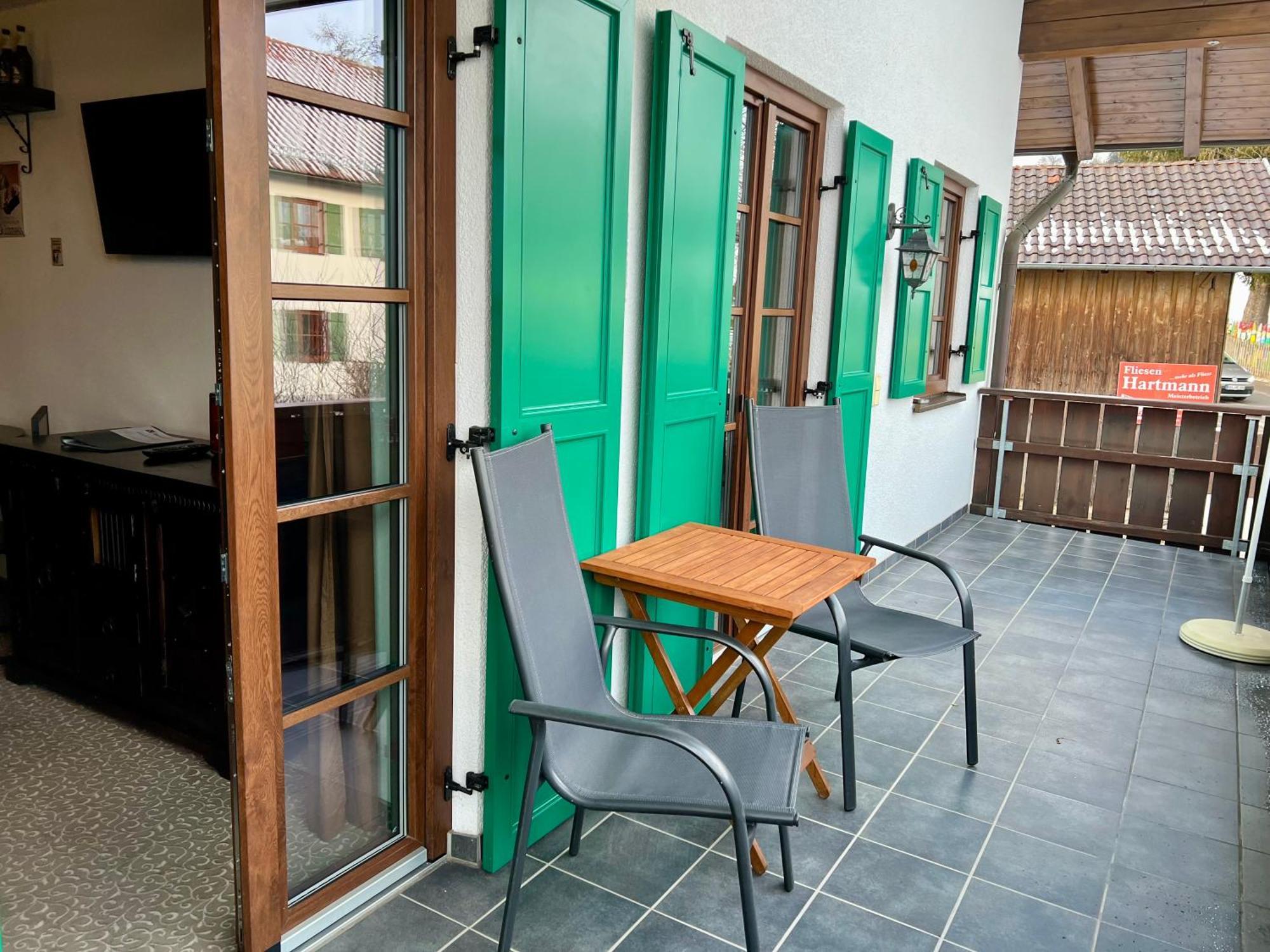 Vitushoehle & Vitusfort Urlaub Im Allgaeu - Ferienwohnungen & Themenzimmer In Hopfen Am See Fussen